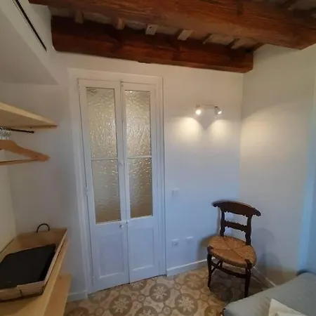 Feelhomevic. Atico Con Terraza En Centro Historico * Vic