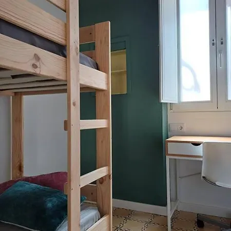 Feelhomevic. Atico Con Terraza En Centro Historico Appartement Vic
